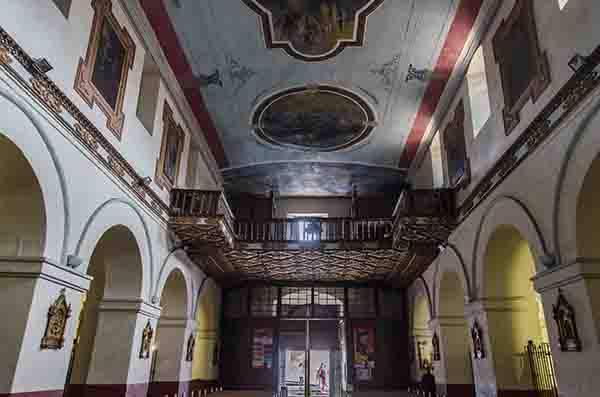 27 - Colombia - Bogota - iglesia de la Candelaria - interior